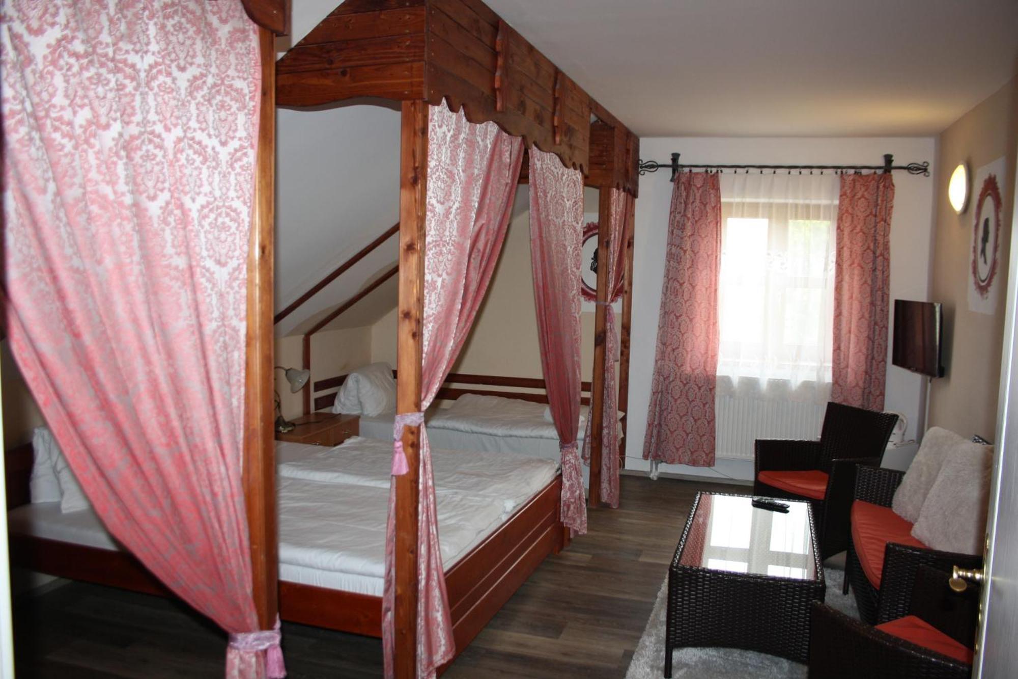 Ham-Ham National Park Hotel Havraníky Екстериор снимка