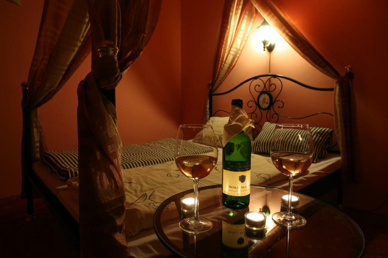 Ham-Ham National Park Hotel Havraníky Екстериор снимка