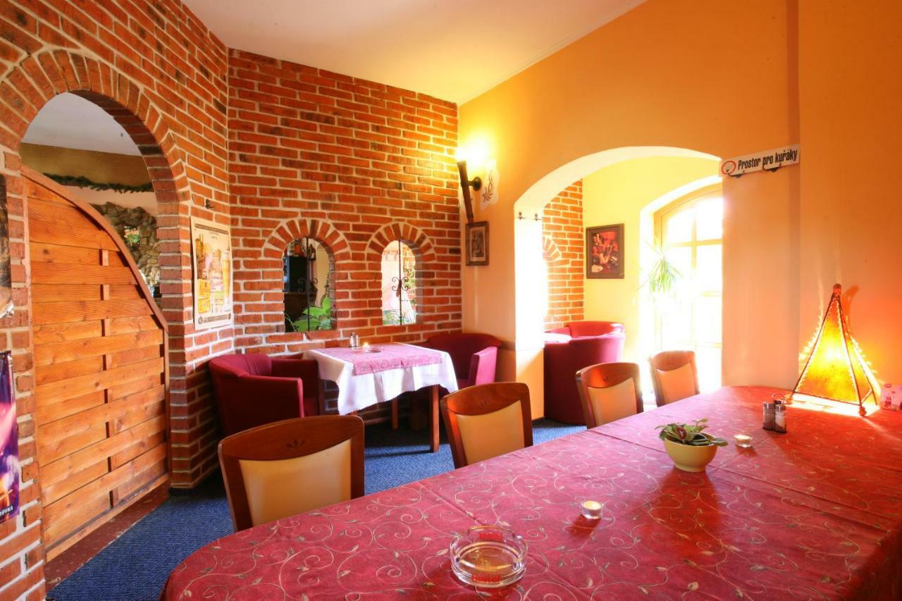Ham-Ham National Park Hotel Havraníky Екстериор снимка