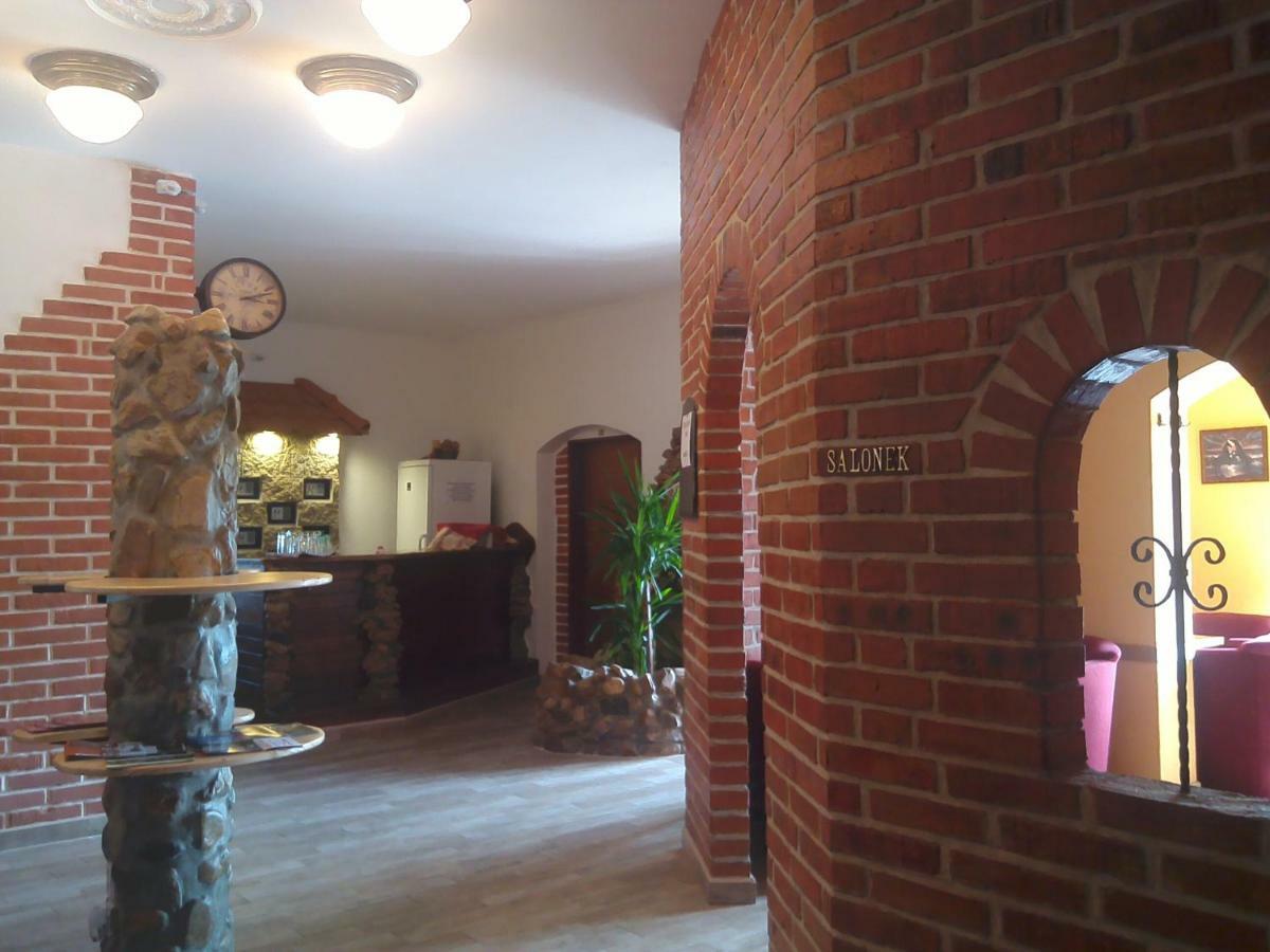 Ham-Ham National Park Hotel Havraníky Екстериор снимка